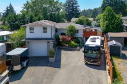 1327 Justine Pl Langford, BC V9B 4J1