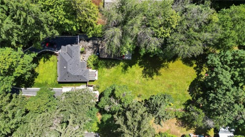5470 Alderley Rd, Saanich, BC 