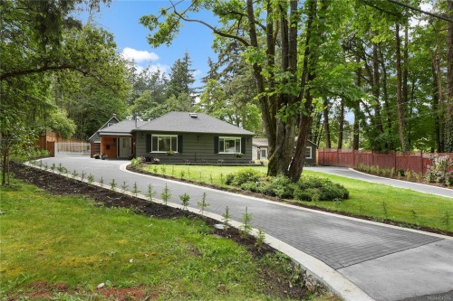 5470 Alderley Rd, Saanich, BC 