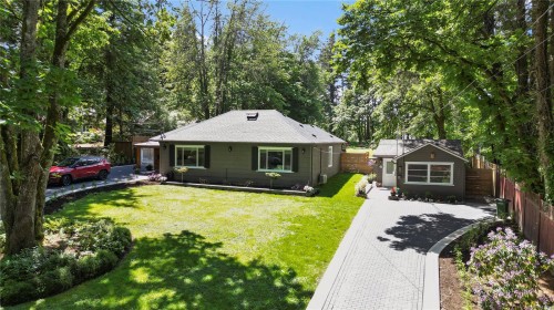 5470 Alderley Rd, Saanich, BC 