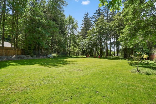 5470 Alderley Rd, Saanich, BC 