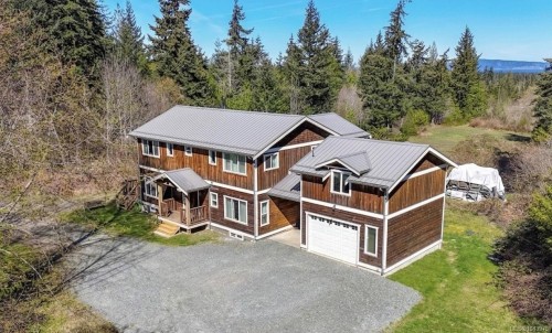 2835 Olympic Rd, Qualicum Beach, BC 