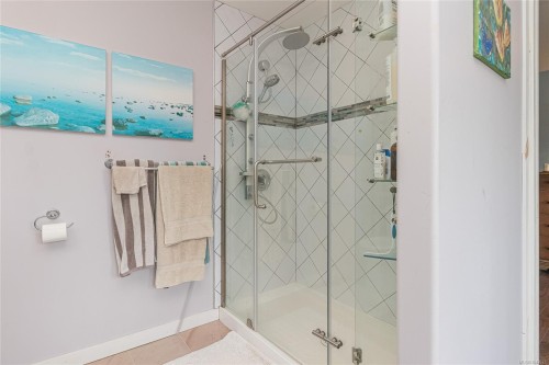 2835 Olympic Rd, Qualicum Beach, BC 