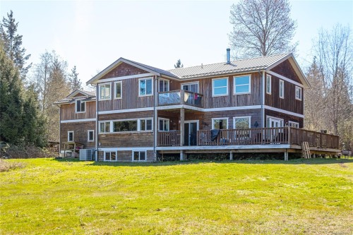2835 Olympic Rd, Qualicum Beach, BC 