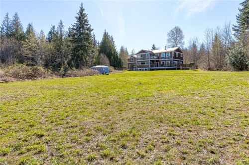 2835 Olympic Rd, Qualicum Beach, BC 