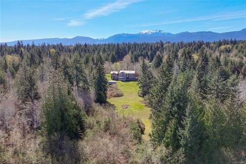 2835 Olympic Rd, Qualicum Beach, BC 