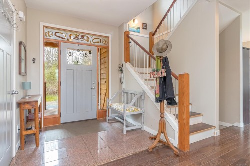 2835 Olympic Rd, Qualicum Beach, BC 