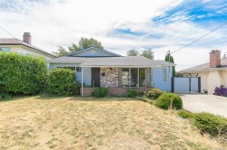 2817 Adelaide Ave  Saanich, BC V9A 2L3
