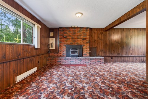 1847 Miracle Beach Dr, Black Creek, BC 