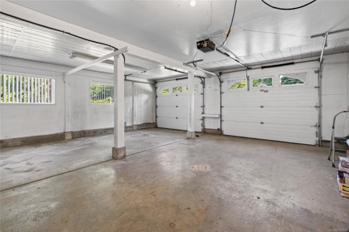 1847 Miracle Beach Dr, Black Creek, BC 