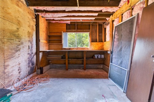 1847 Miracle Beach Dr, Black Creek, BC 