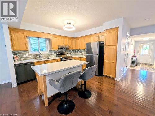 553 Blue Beech Boulevard, Waterloo, ON - Indoor Photo Showing Kitchen