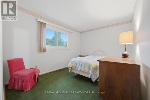 1167 Saturnia Crescent, Mississauga, ON - Indoor Photo Showing Bedroom