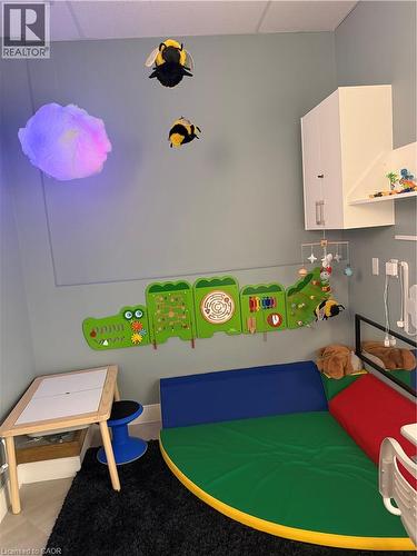 Game room - 51 Benton Street, Kitchener, ON 