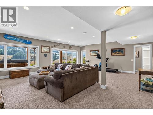 1084 Stockley Street, Kelowna, BC - Indoor