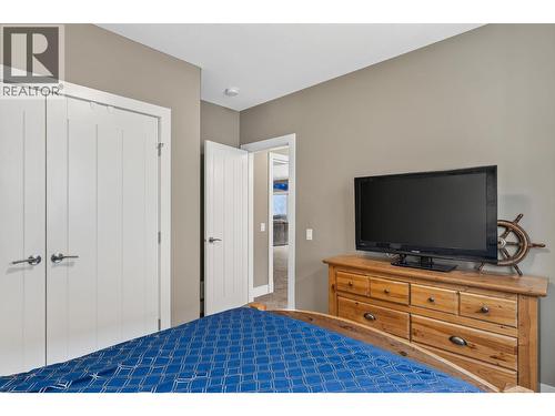 1084 Stockley Street, Kelowna, BC - Indoor Photo Showing Bedroom