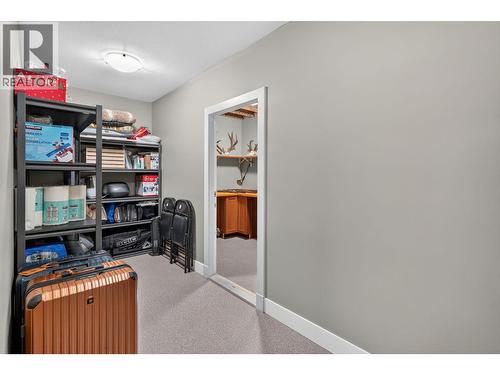 1084 Stockley Street, Kelowna, BC - Indoor