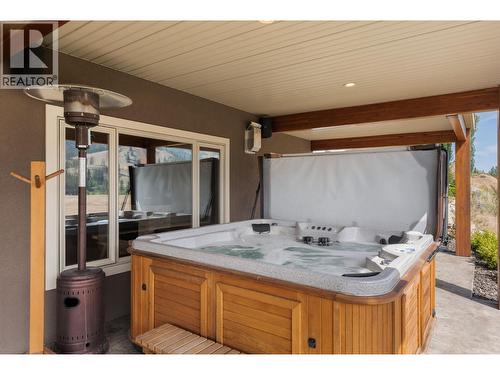 1084 Stockley Street, Kelowna, BC - 