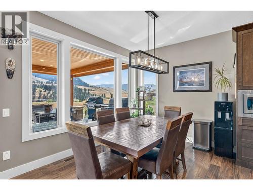 1084 Stockley Street, Kelowna, BC - Indoor Photo Showing Dining Room