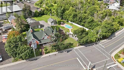 8 John Street, Champlain, ON - 