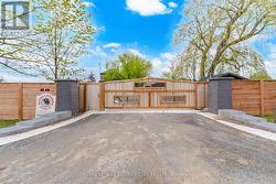 2483 BURNHAMTHORPE ROAD Oakville, ON L6M 4H1