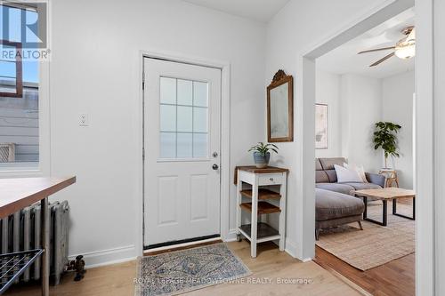 29 Railway Street, Hamilton, ON - Indoor Photo Showing Other Room