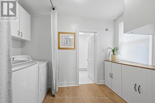 29 Railway Street, Hamilton, ON - Indoor Photo Showing Laundry Room