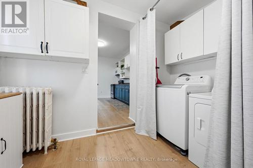 29 Railway Street, Hamilton, ON - Indoor Photo Showing Laundry Room