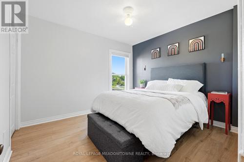 29 Railway Street, Hamilton, ON - Indoor Photo Showing Bedroom