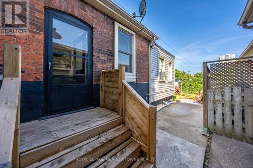 29 Railway Street, Hamilton, ON - Outdoor
