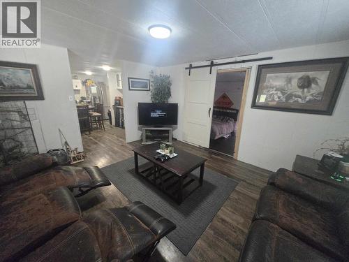 3231 Hayman Crescent, Quesnel, BC - Indoor Photo Showing Living Room With Fireplace