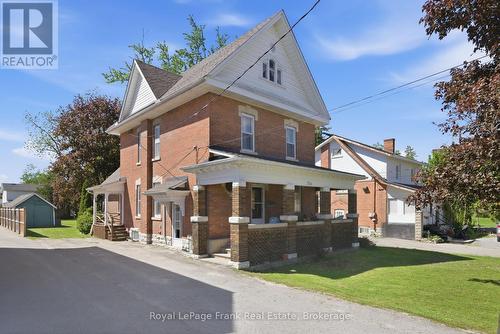 279 KENT STREET W , Kawartha Lakes (Lindsay), Ontario K9V 2Z8 2
