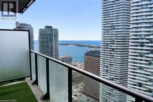 65 Bremner Boulevard Unit# 4211, Toronto, ON - Outdoor With Balcony