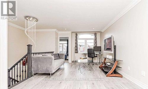 4760 Deforest Crescent, Burlington, ON - Indoor