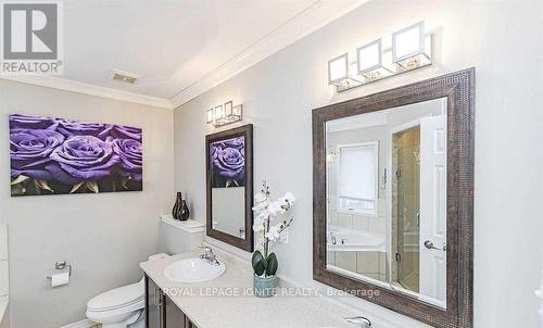 4760 Deforest Crescent, Burlington, ON - Indoor Photo Showing Bathroom