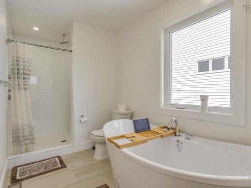 109 Puncheon Way, Bedford, NS - Indoor Photo Showing Bathroom