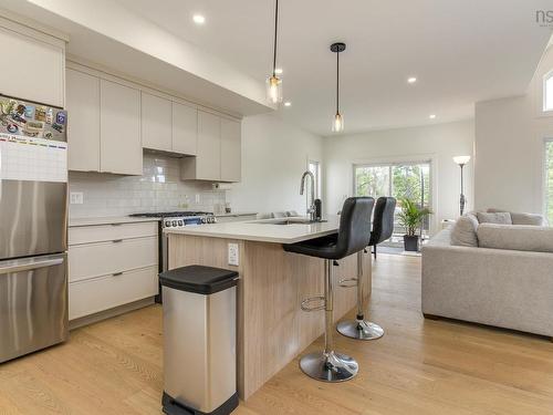 109 Puncheon Way, Bedford, NS - Indoor Photo Showing Kitchen With Upgraded Kitchen