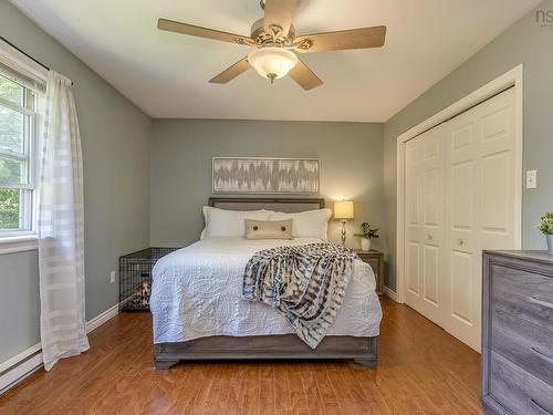 16 Quindora Crescent, Dartmouth, NS - Indoor Photo Showing Bedroom