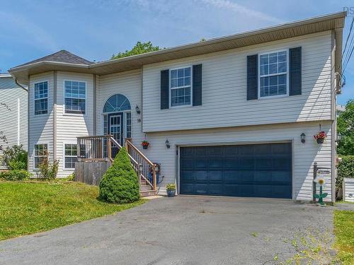 16 Quindora Crescent, Dartmouth, NS - Outdoor With Facade
