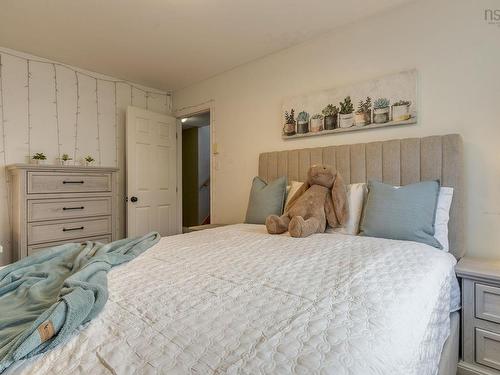 16 Quindora Crescent, Dartmouth, NS - Indoor Photo Showing Bedroom