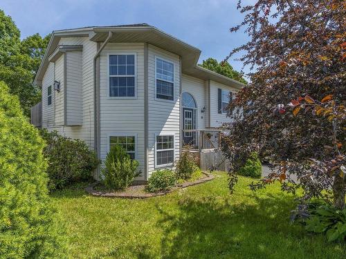 16 Quindora Crescent, Dartmouth, NS - Outdoor