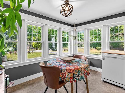 15085 Highway 1, Wilmot, NS - Indoor Photo Showing Dining Room