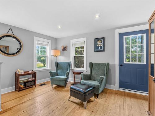 15085 Highway 1, Wilmot, NS - Indoor Photo Showing Other Room