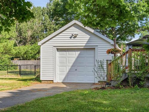 15085 Highway 1, Wilmot, NS - Outdoor
