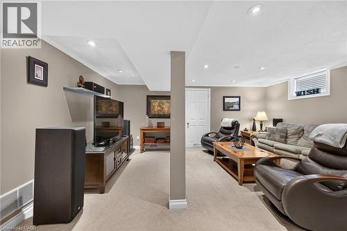 180 East 25Th Street, Hamilton, ON - Indoor