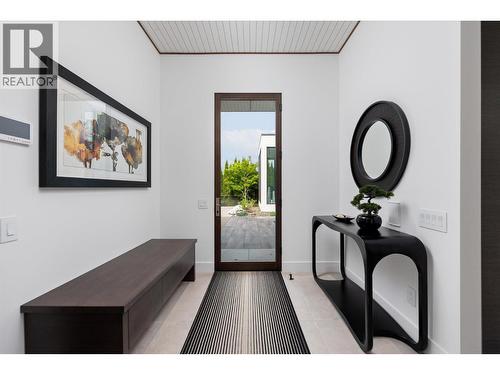 2463 Thacker Drive, West Kelowna, BC - Indoor Photo Showing Other Room