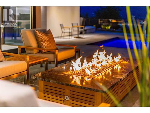 2463 Thacker Drive, West Kelowna, BC - Indoor