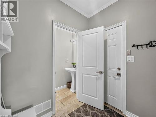 3 Hitching Post Ridge, Binbrook, ON - Indoor Photo Showing Other Room