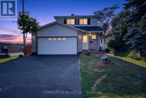 2 FLETCHER DRIVE  Barrie, ON L4M 5S1