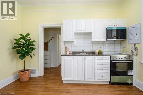 10 Shanley Street, Kitchener, ON - Indoor Photo Showing Kitchen